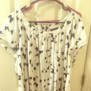 Butterfly-patterned babydoll top